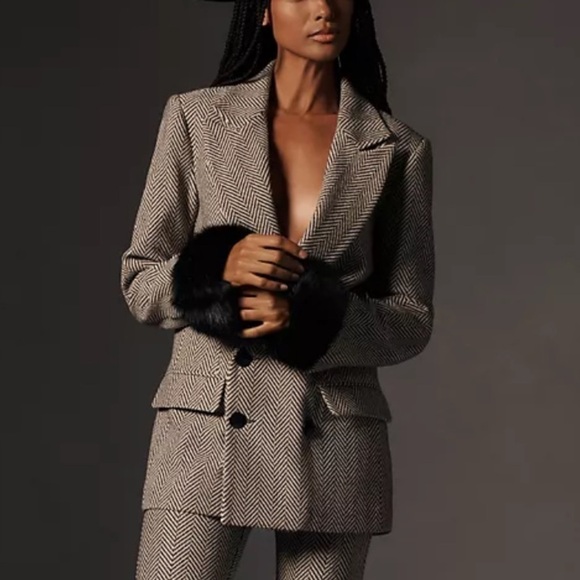 Le Superbe- NWT Black & Grey Chevron David Boa Fur Cuff Blazer Jacket - Picture 1 of 10